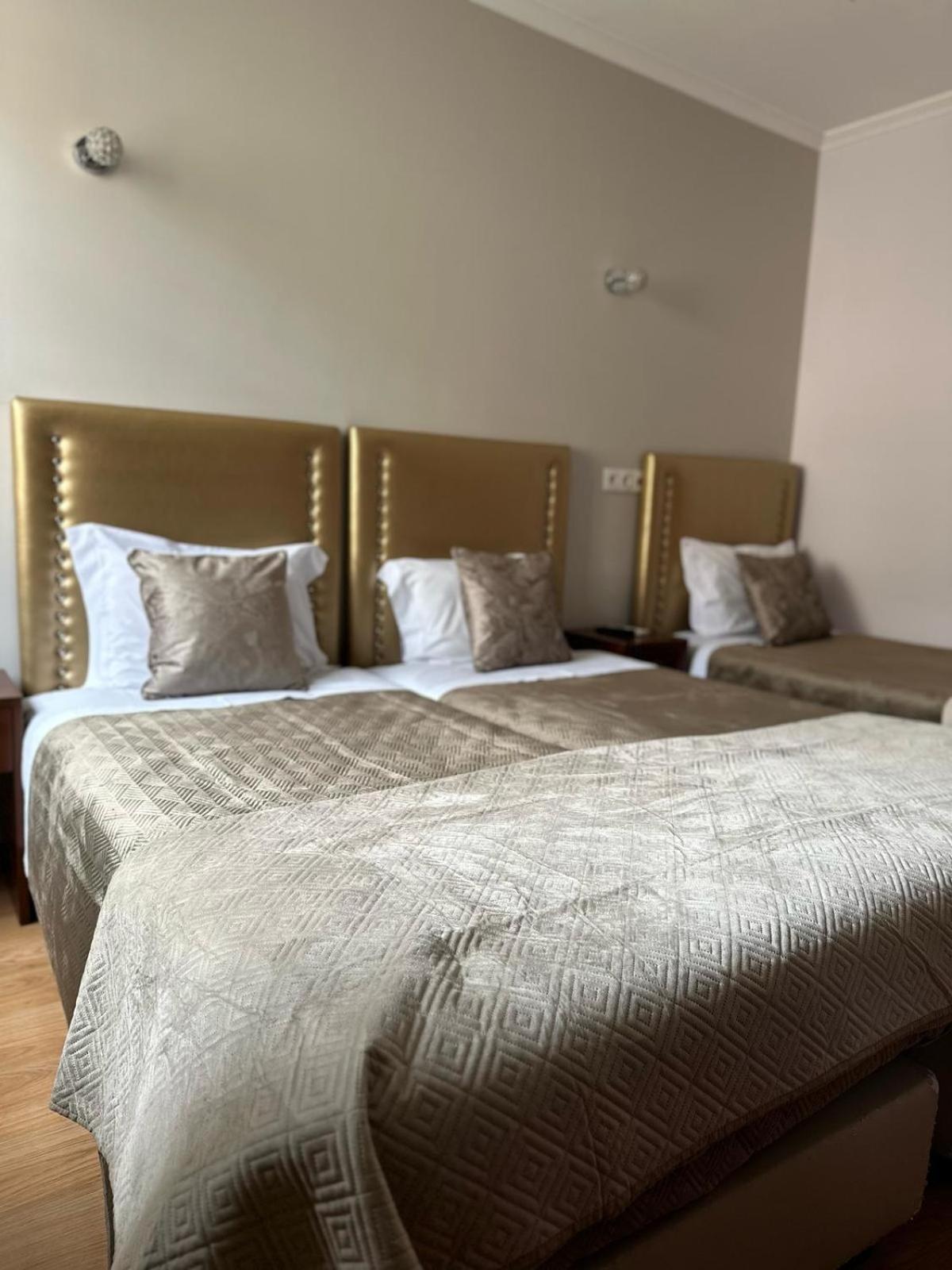 Alojamento Central Chaves Dış mekan fotoğraf